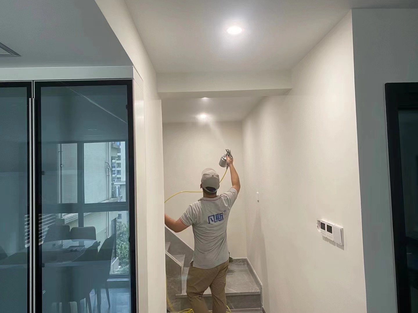 裝修時(shí)地毯該怎么選擇才更環(huán)保