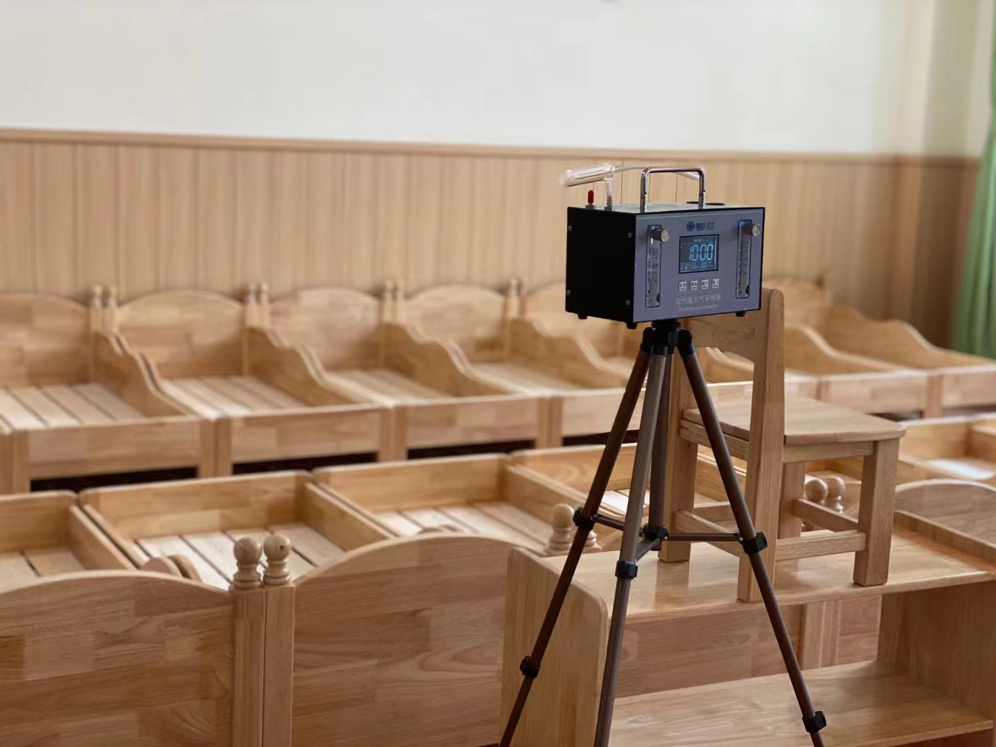 上海學(xué)校裝修或改造后，家長(zhǎng)們?cè)摿私獾膶W(xué)?？諝夂惋嬘盟踩珯z測(cè)標(biāo)準(zhǔn)！